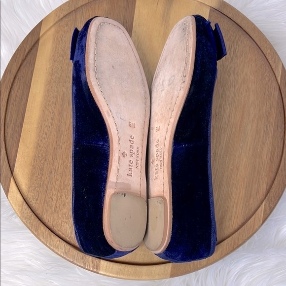 KATE SPADE l Blue Crush Velvet Gold Logo Detail Ballerina Flats Sz. 6 Balletcore - Picture 10 of 12